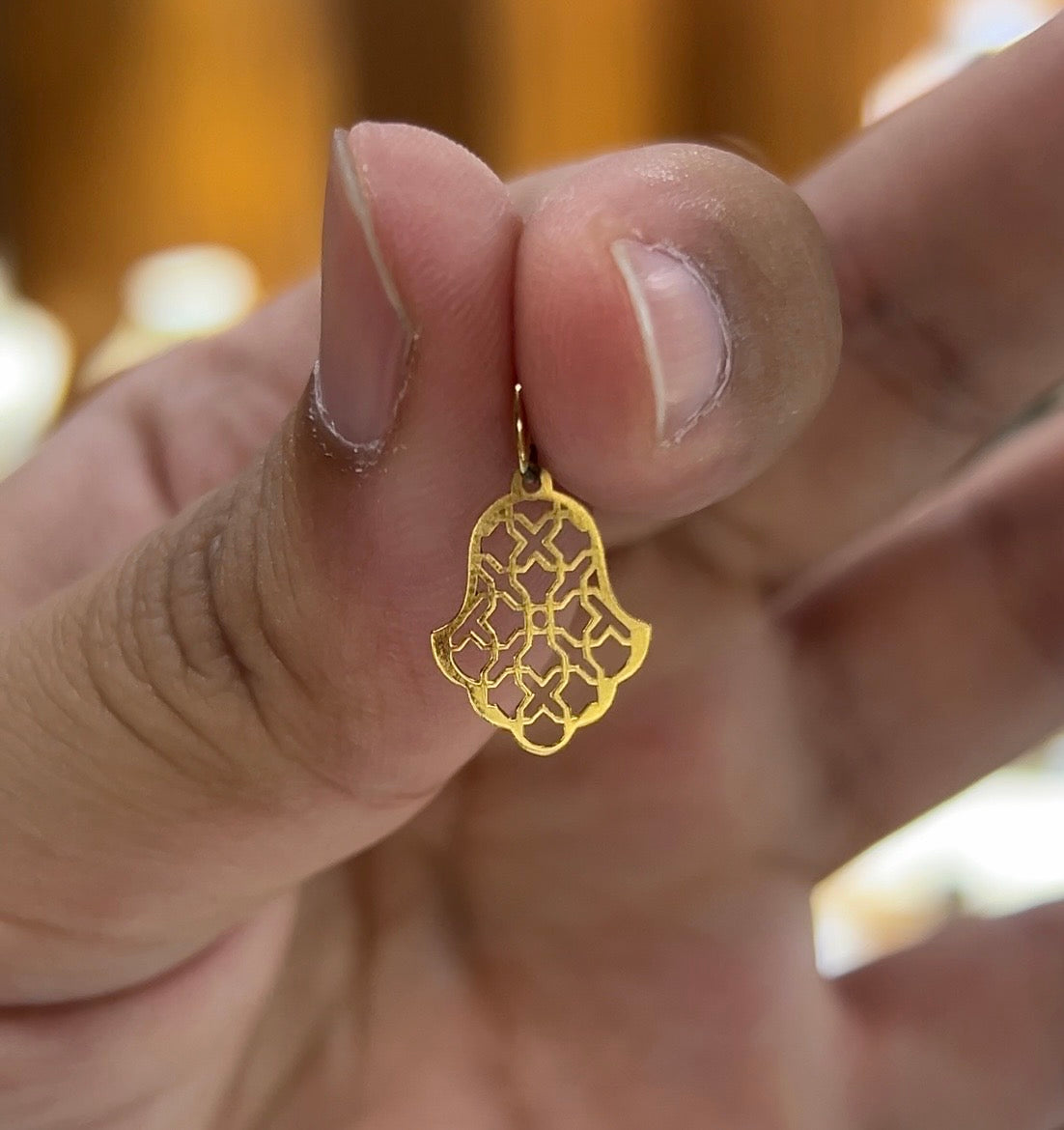 Pendentif khmissa en Or18k